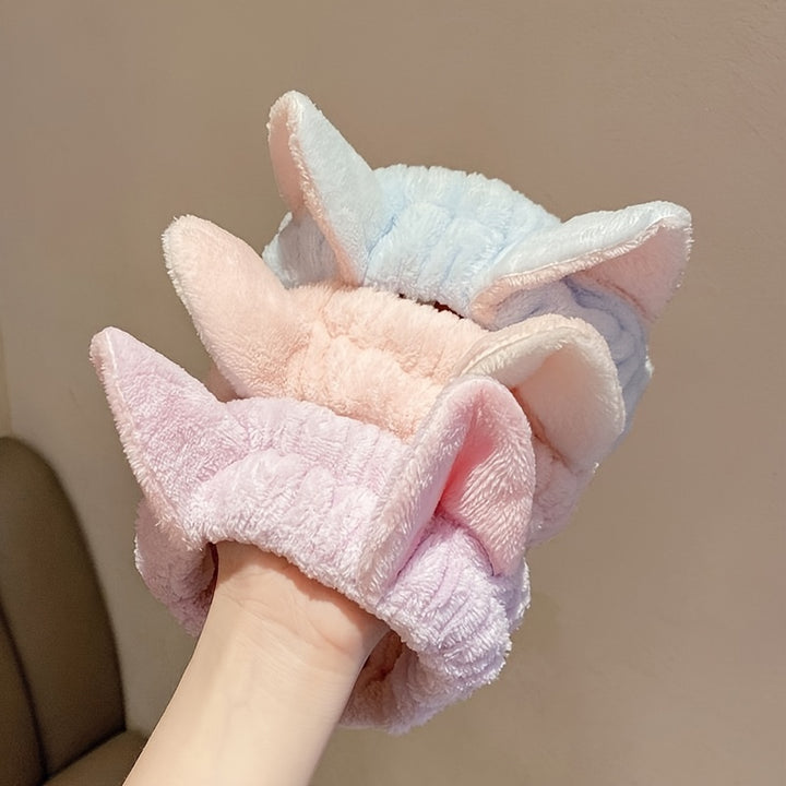 Coral Fleece Facial Spa Headband with Cat Ears - Comfortable and Stylish Skincare Headband for Washing Face and Makeup