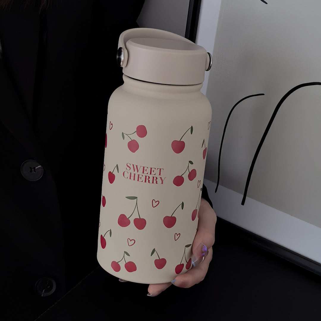 [22oz Insulated Cherry Heart Bottle] 22oz Cherry Heart Series Sports Water Bottle with Handle, Double-Wall 304 Stainless Steel Insulated Flask for Cold Drinks, Thermal Coffee Bottle, Camping To-Go Cup, Soft-Touch Silicone Paint, Ideal for Birthdays, Back
