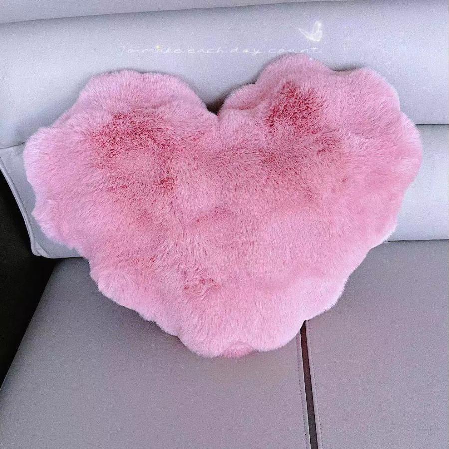 Valentines Day Heart Shaped Pillow 20 Inches Heart Decorative Throw Pillows Faux Fur Love Pillows Cute Pillow Valentines Day Decorations Wedding Decor Living Room Bedroom Nursery Decor